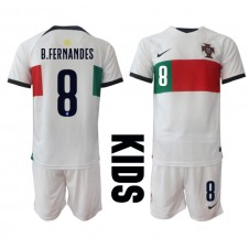 Portugal Bruno Fernandes #8 Bortedraktsett Barn VM 2022 Kortermet (+ korte bukser)